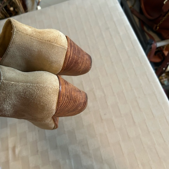 Rachel Comey Nude Mars Suede Ankle Boots - Picture 13 of 13